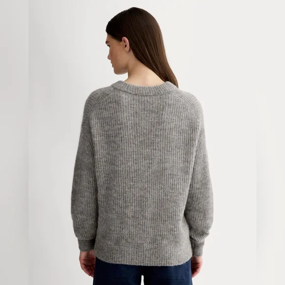 EVERLANE Cocoon Grey Crew In Alpaca Small - Picture 3 of 9